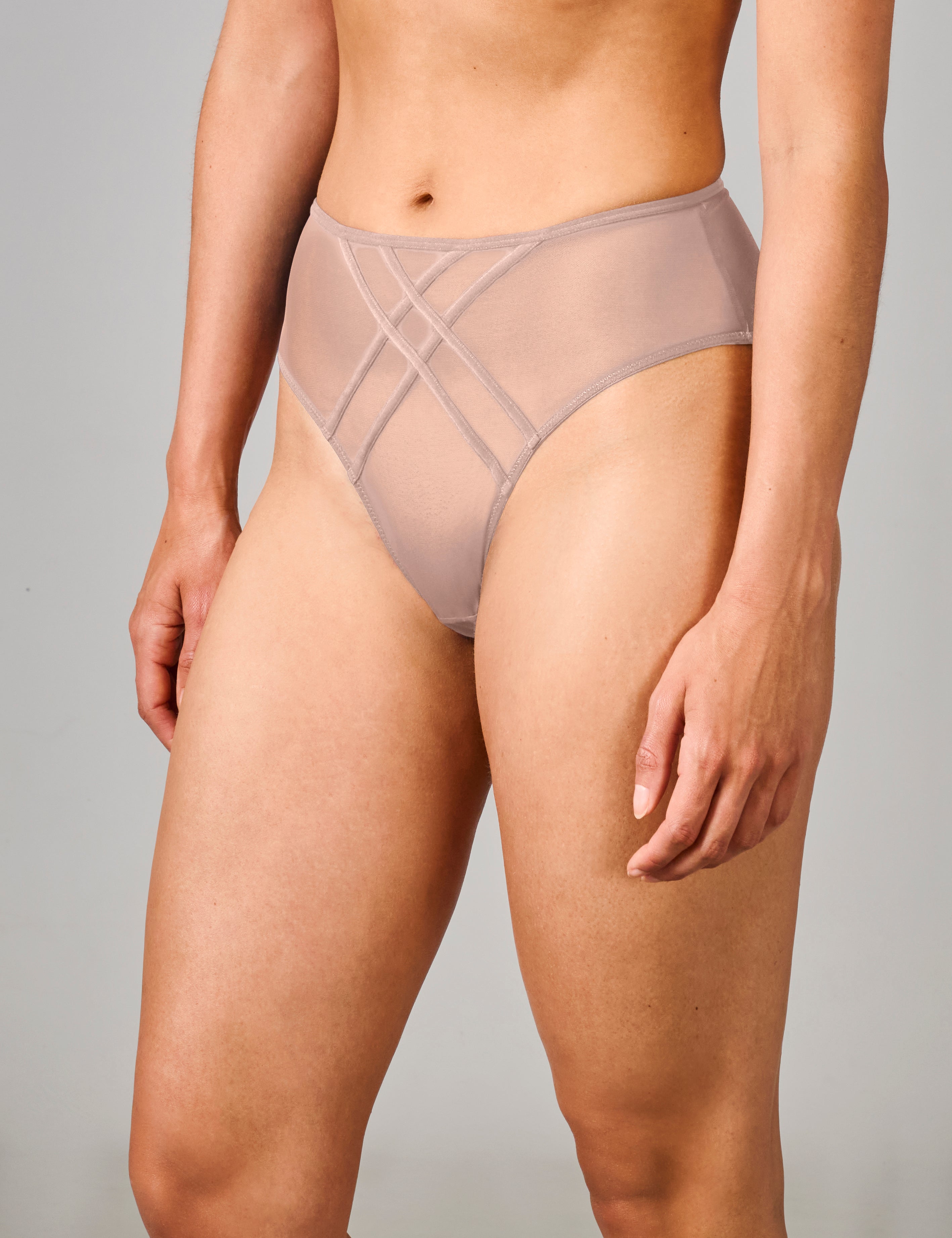 Mira hoge taille hoog uitgesneden slip lichttaupe