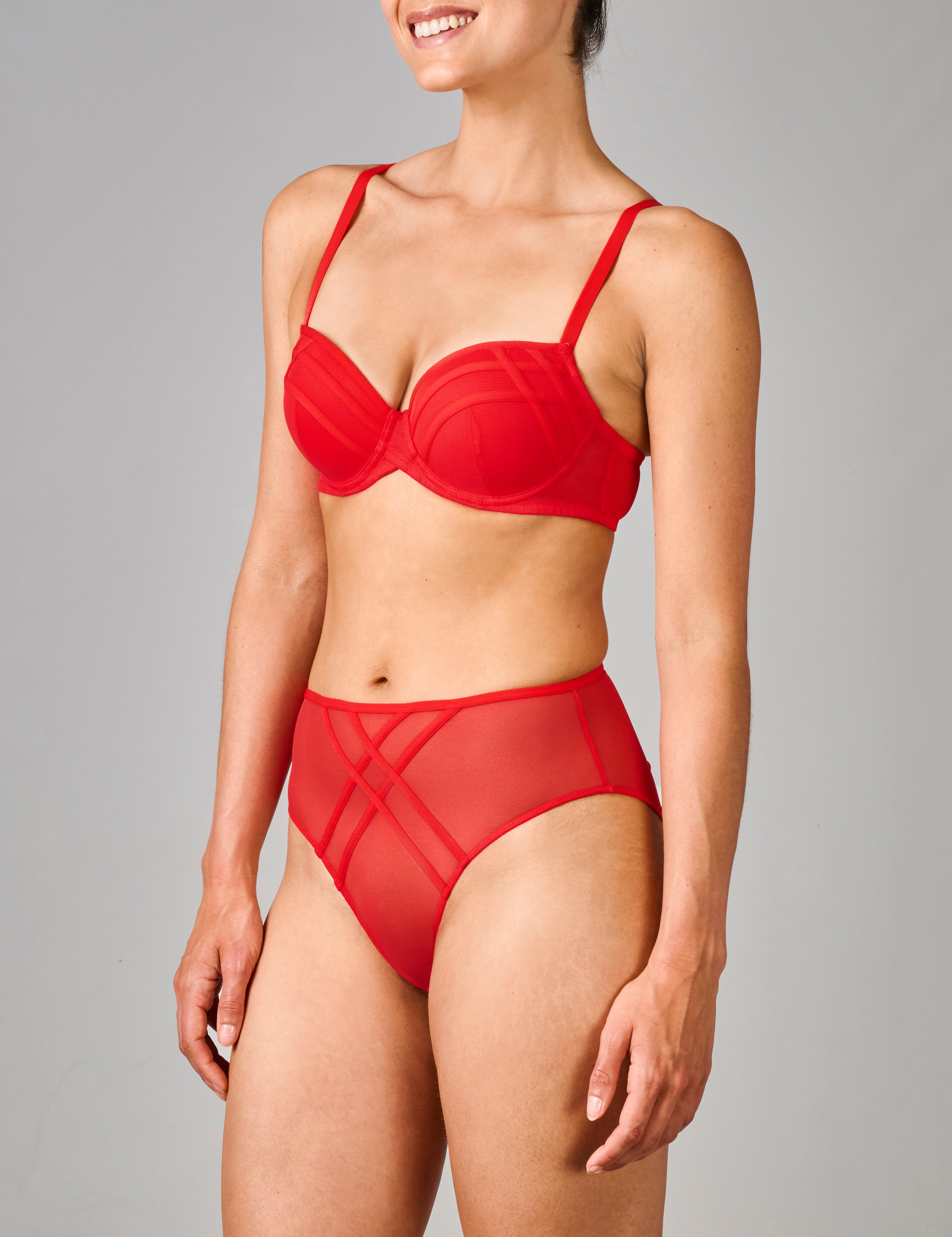 Mira hoge taille hoog uitgesneden slip rood