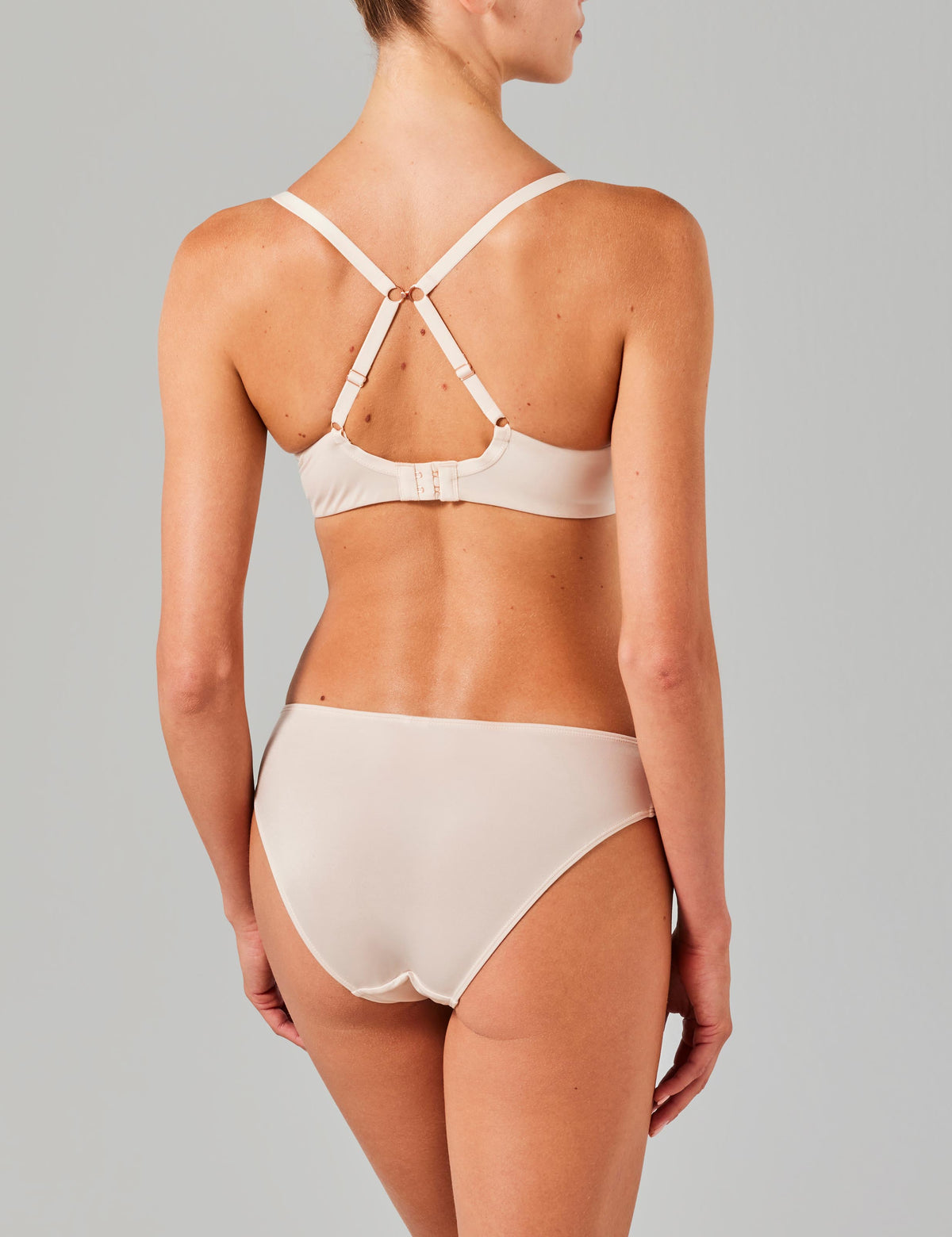 Comfort voorgevormde plunge bh beige