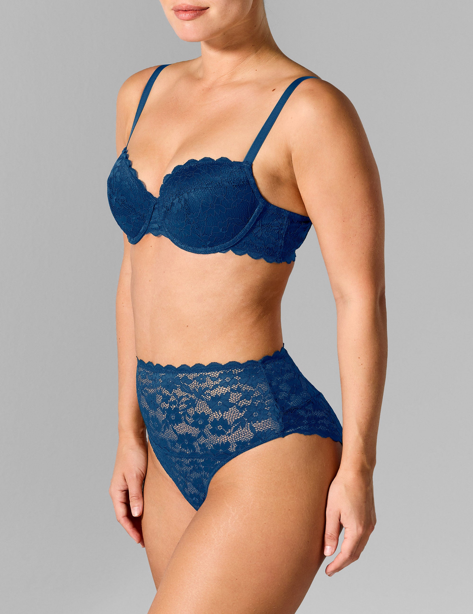 Madelon high leg brazilian slip