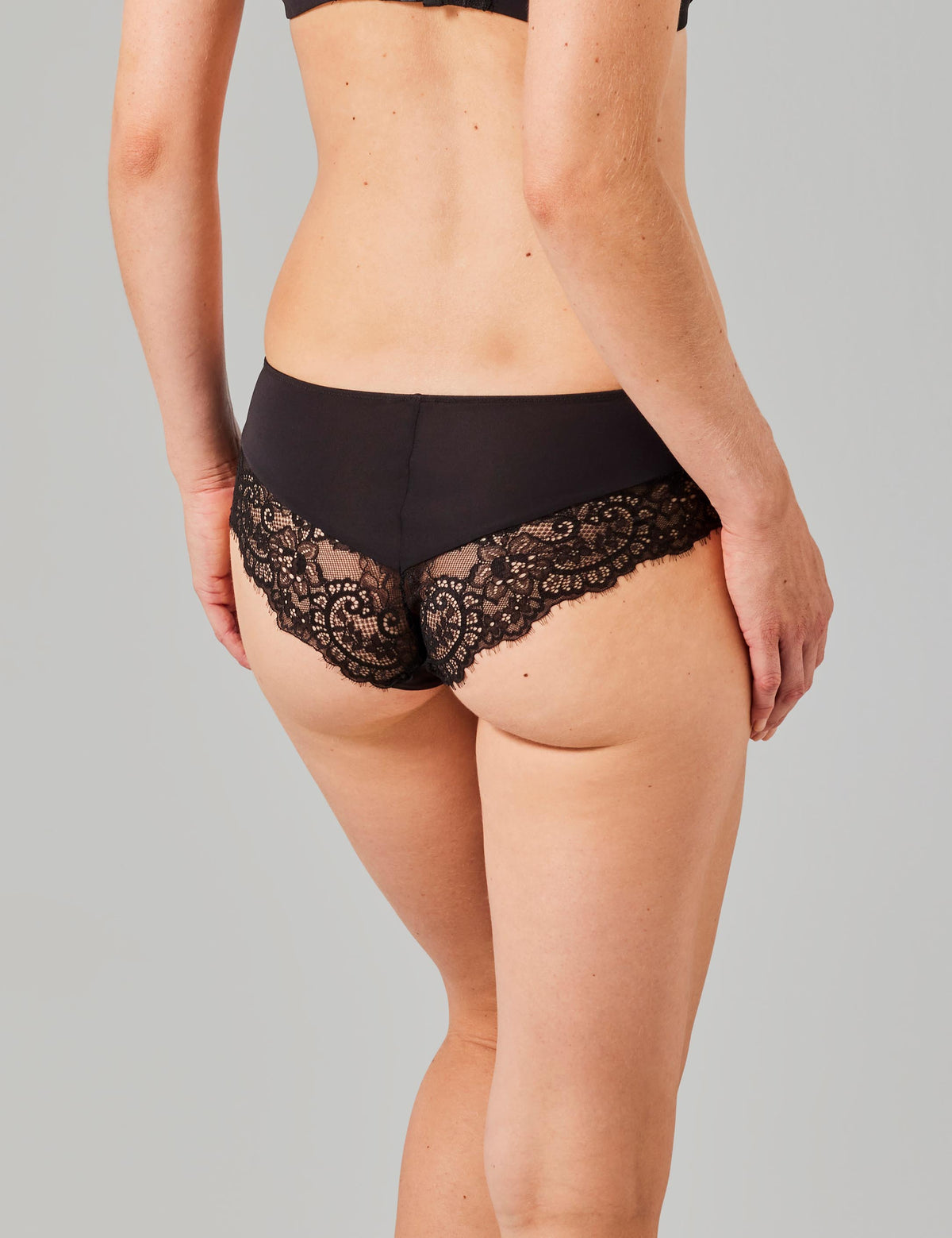 Comfort kanten short zwart
