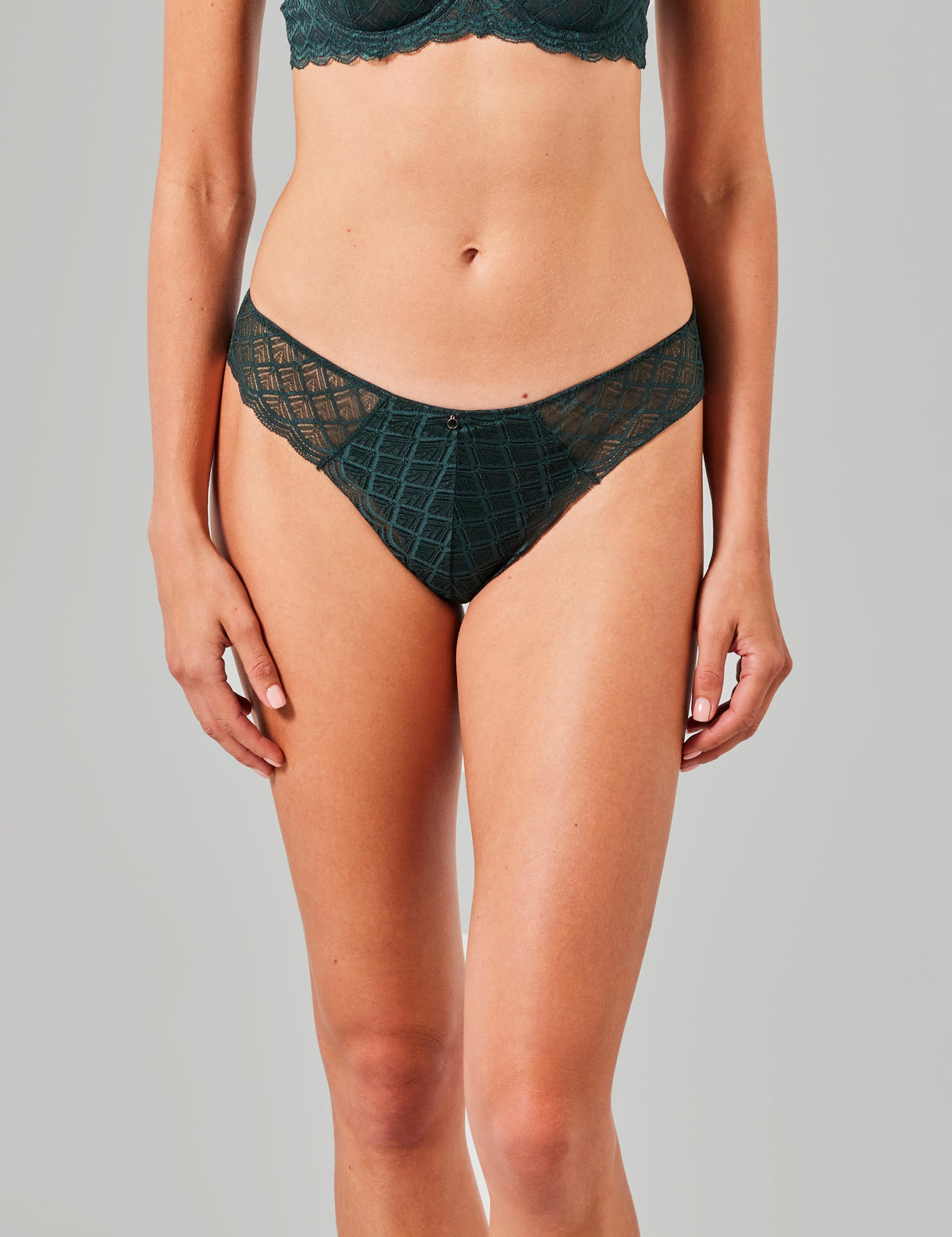 Nadia high leg brazilian slip groen