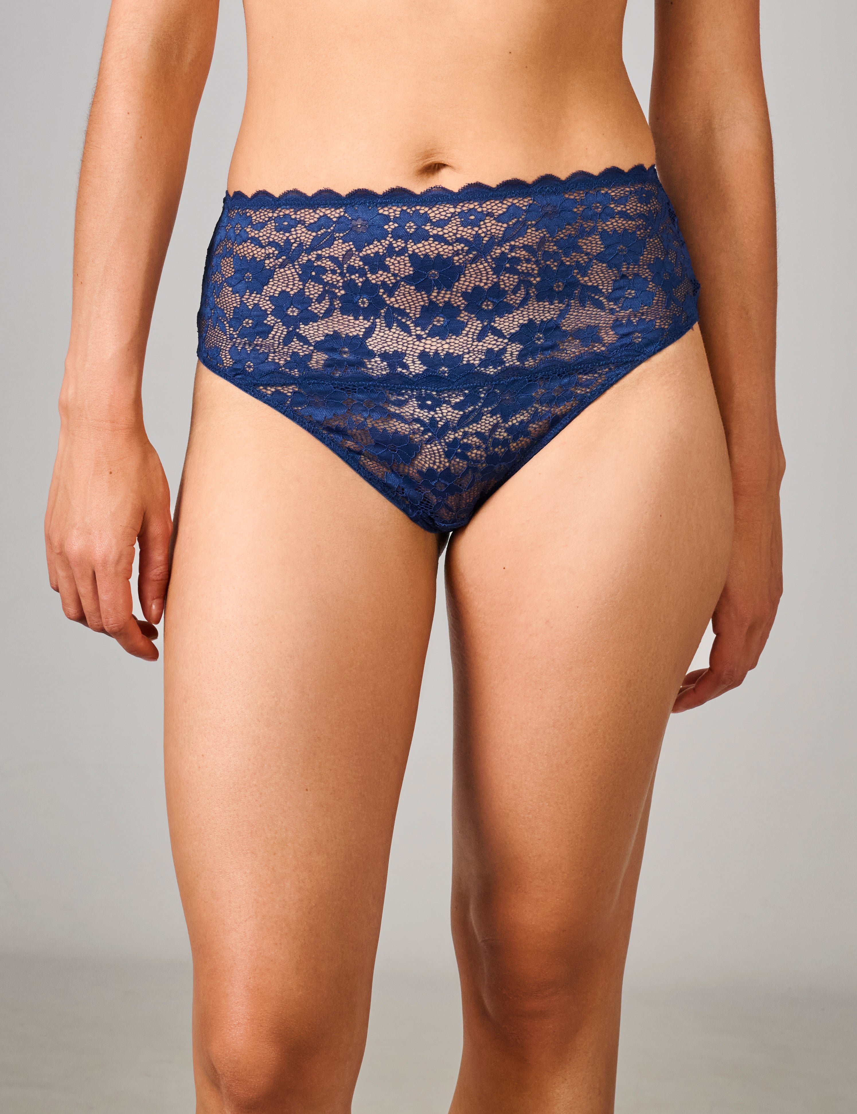 Madelon high leg brazilian slip