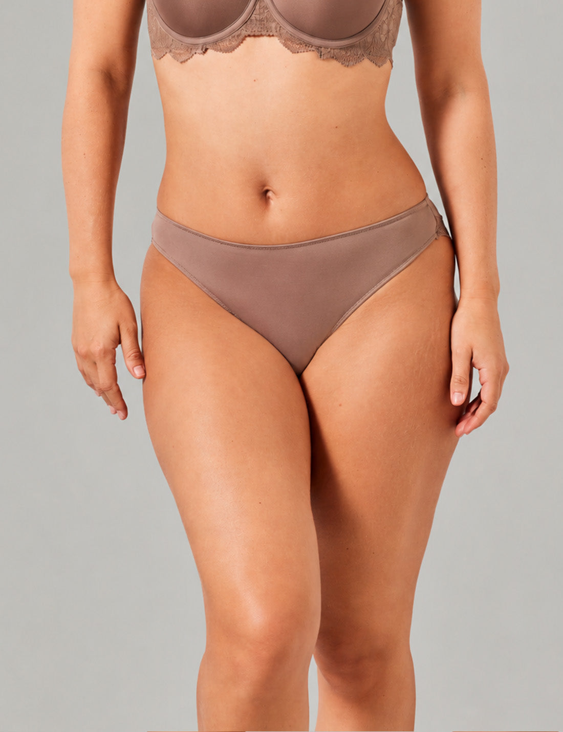 Fabulous slip taupe