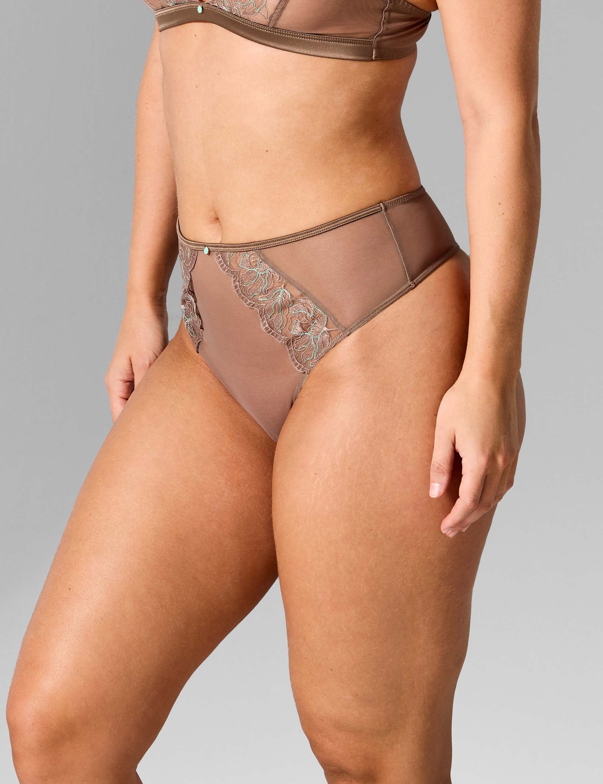 Chan hoge taille string taupe