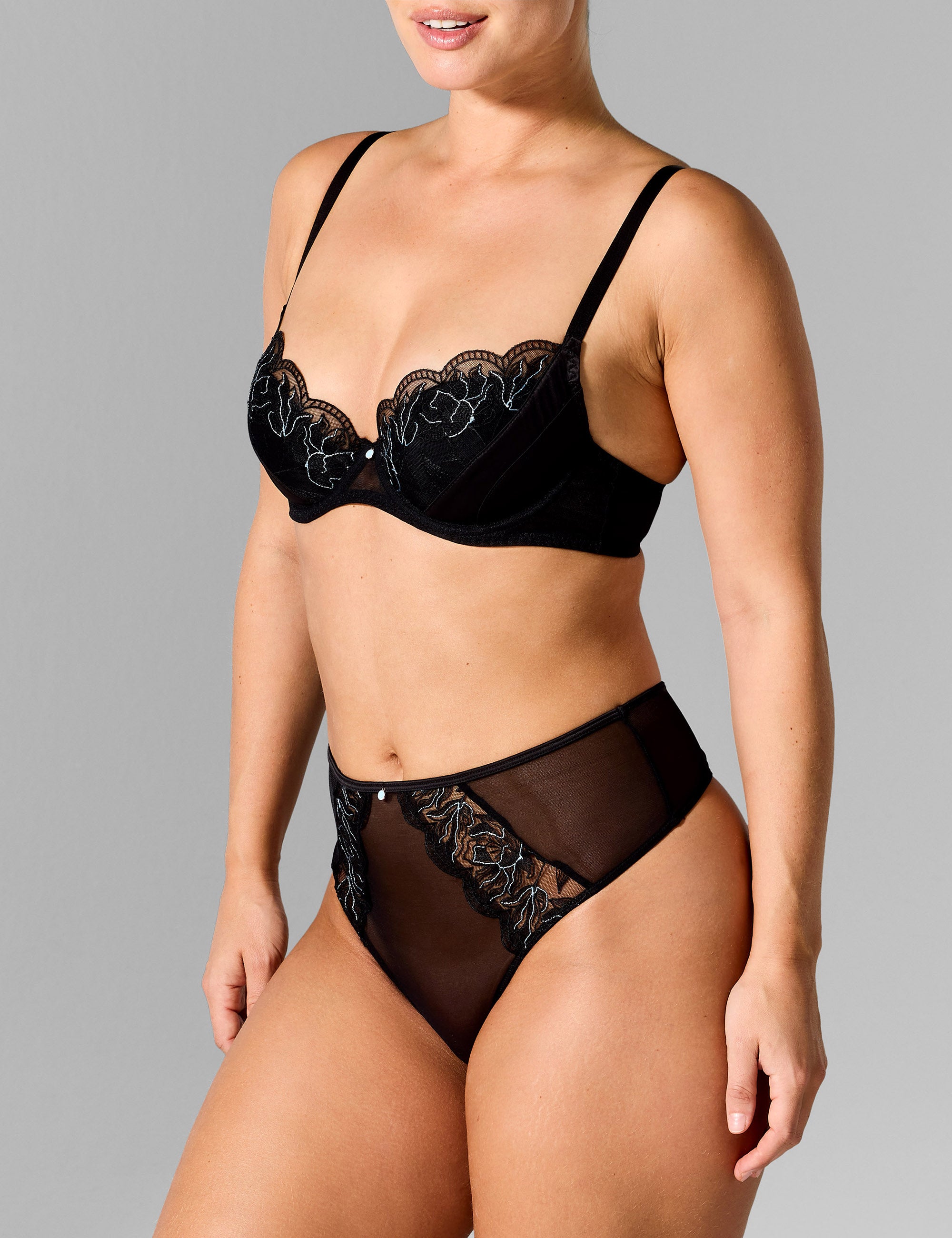 Chan demi voorgevormde beugel bh met padding zwart