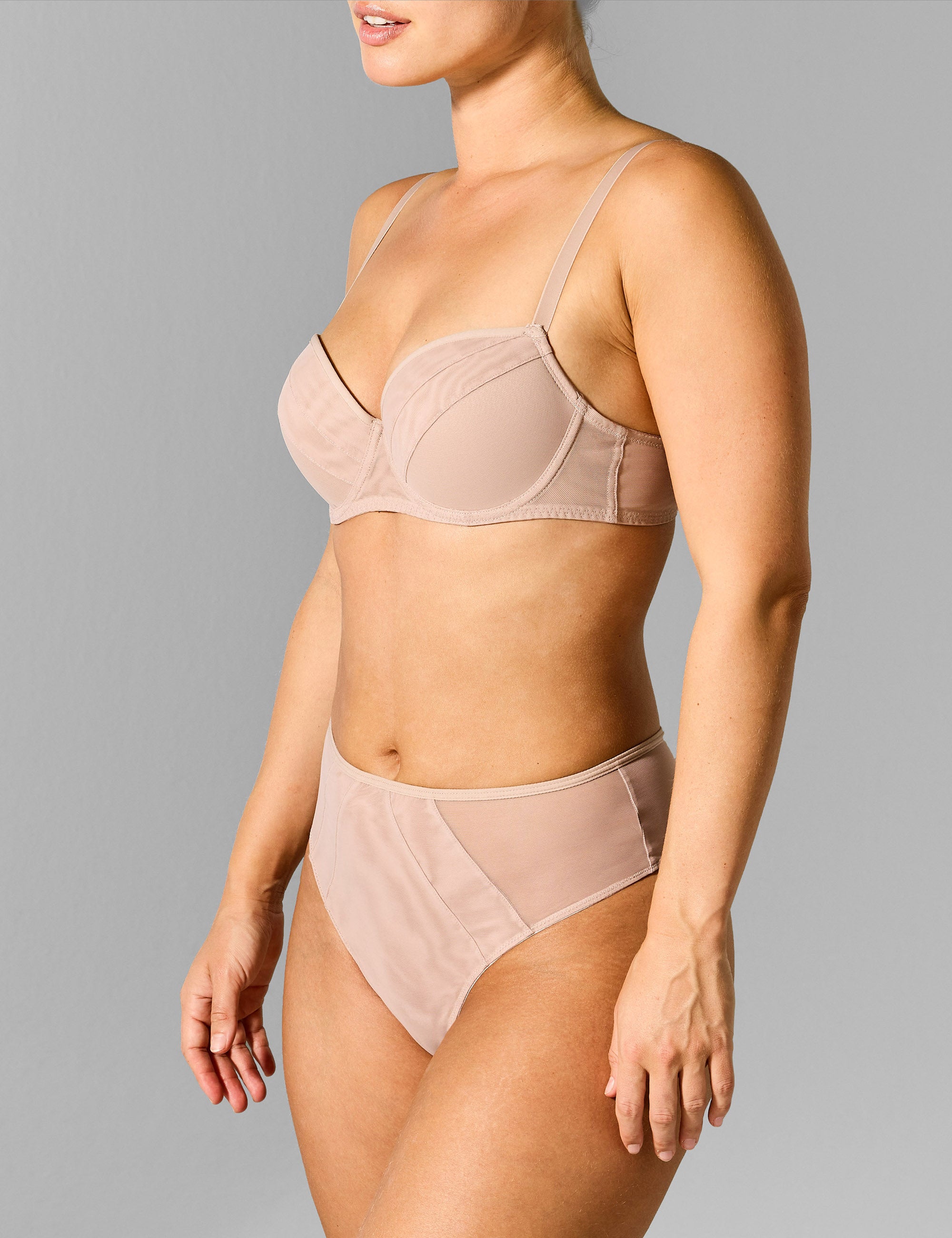 Tanja hoge taille string lichttaupe