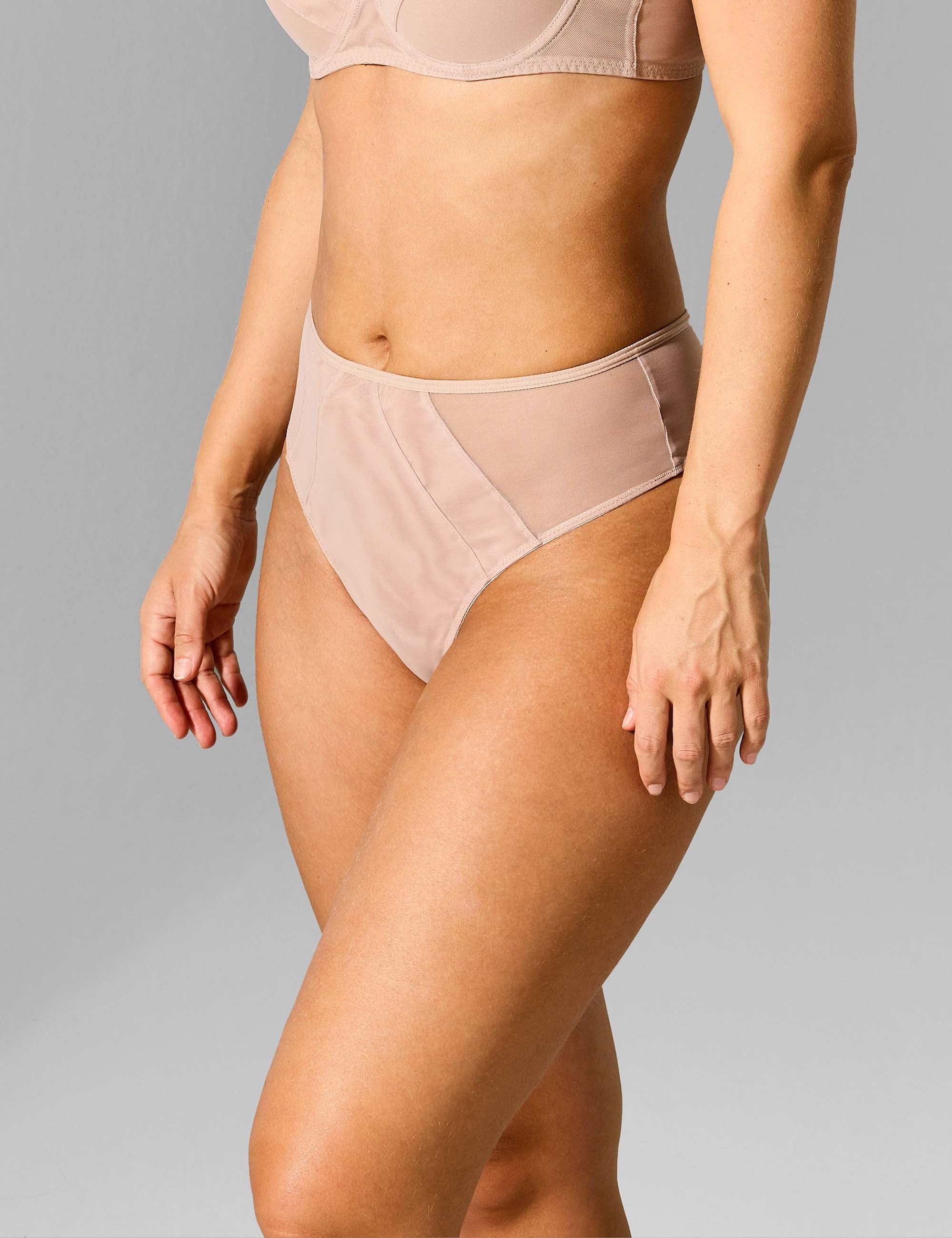 Tanja hoge taille string lichttaupe