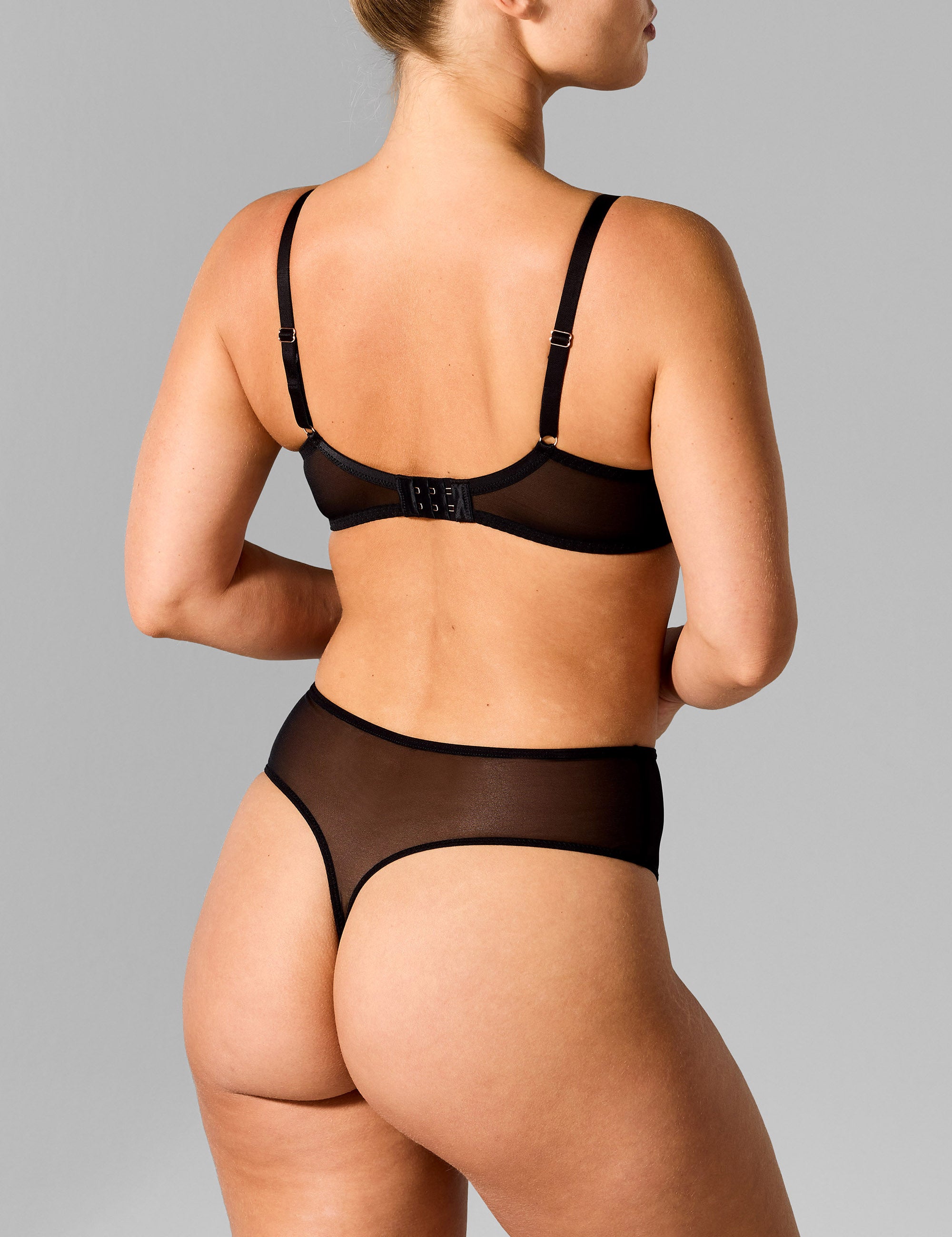 Joyce hoge taille string zwart