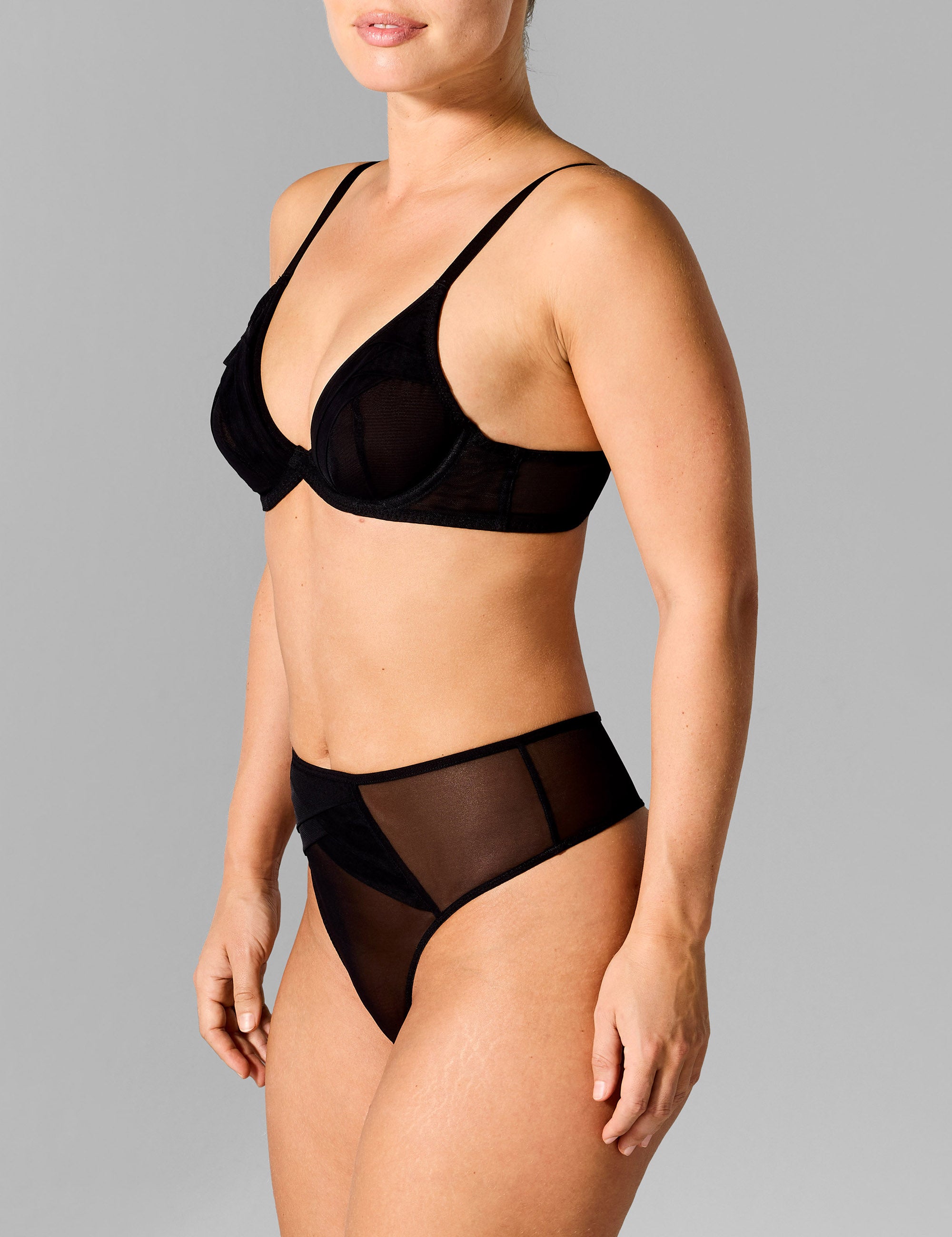 Joyce hoge taille string zwart