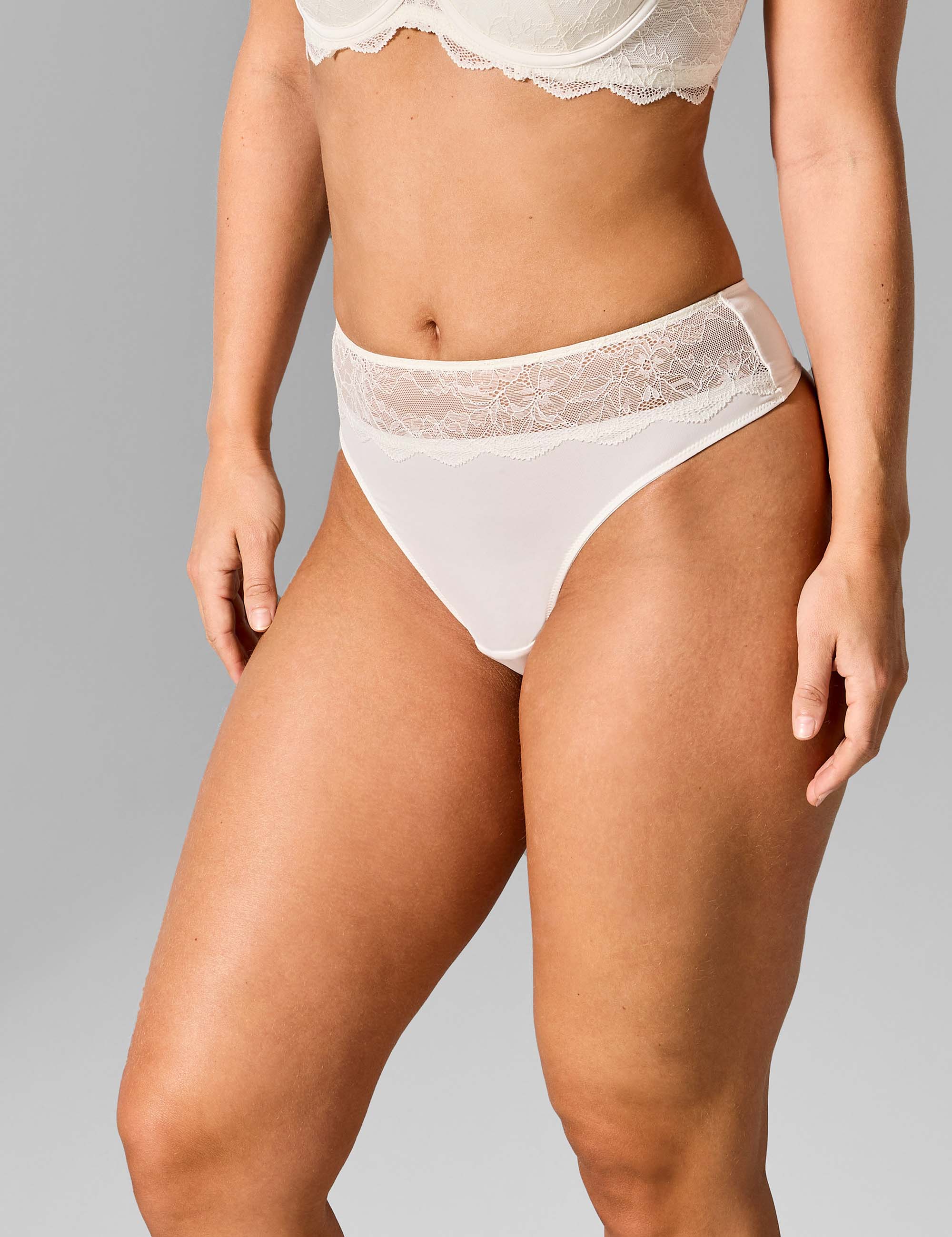 Fabulous hoge taille string egret